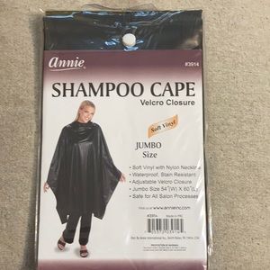 4/$20 shampoo cape.